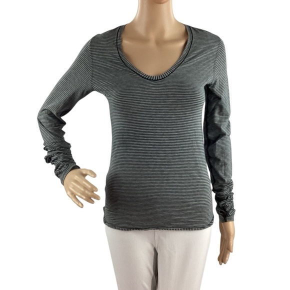 Lululemon Circadian Long Sleeve V Neck Tee Grey Black Stripe - Picture 1 of 6